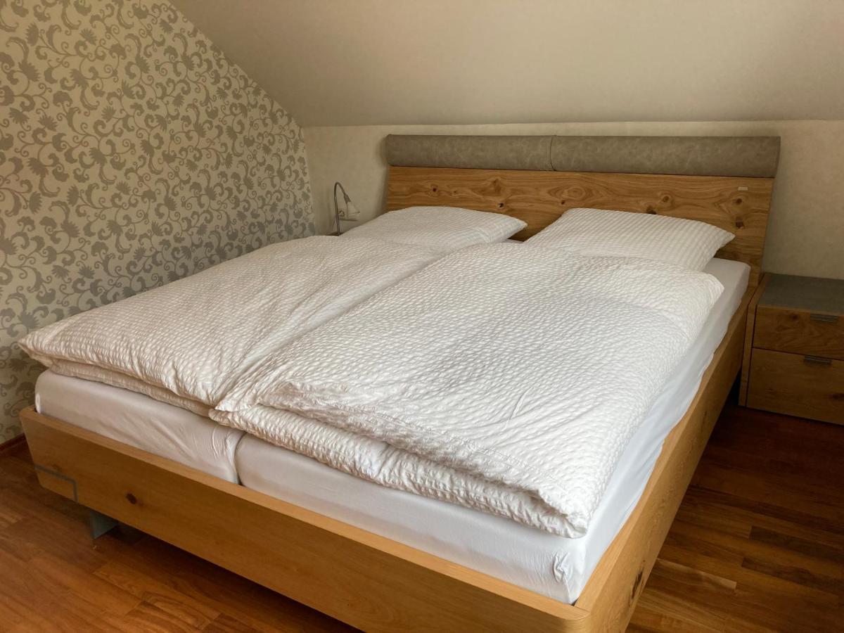 Ferienwohnung Rosengarten 오흐린겐 외부 사진